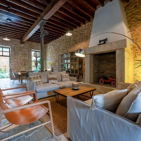 Loft1882 Guest house *