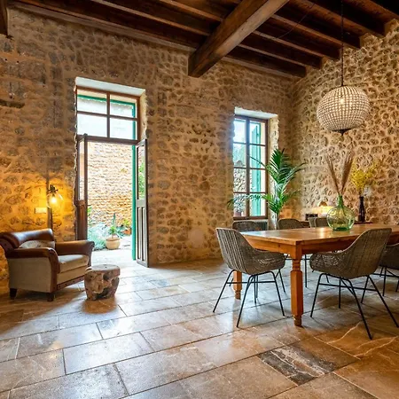 Loft1882 Guest house *