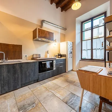 Loft1882 Guest house